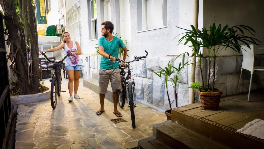 Albergue Che Lagarto Copacabana *